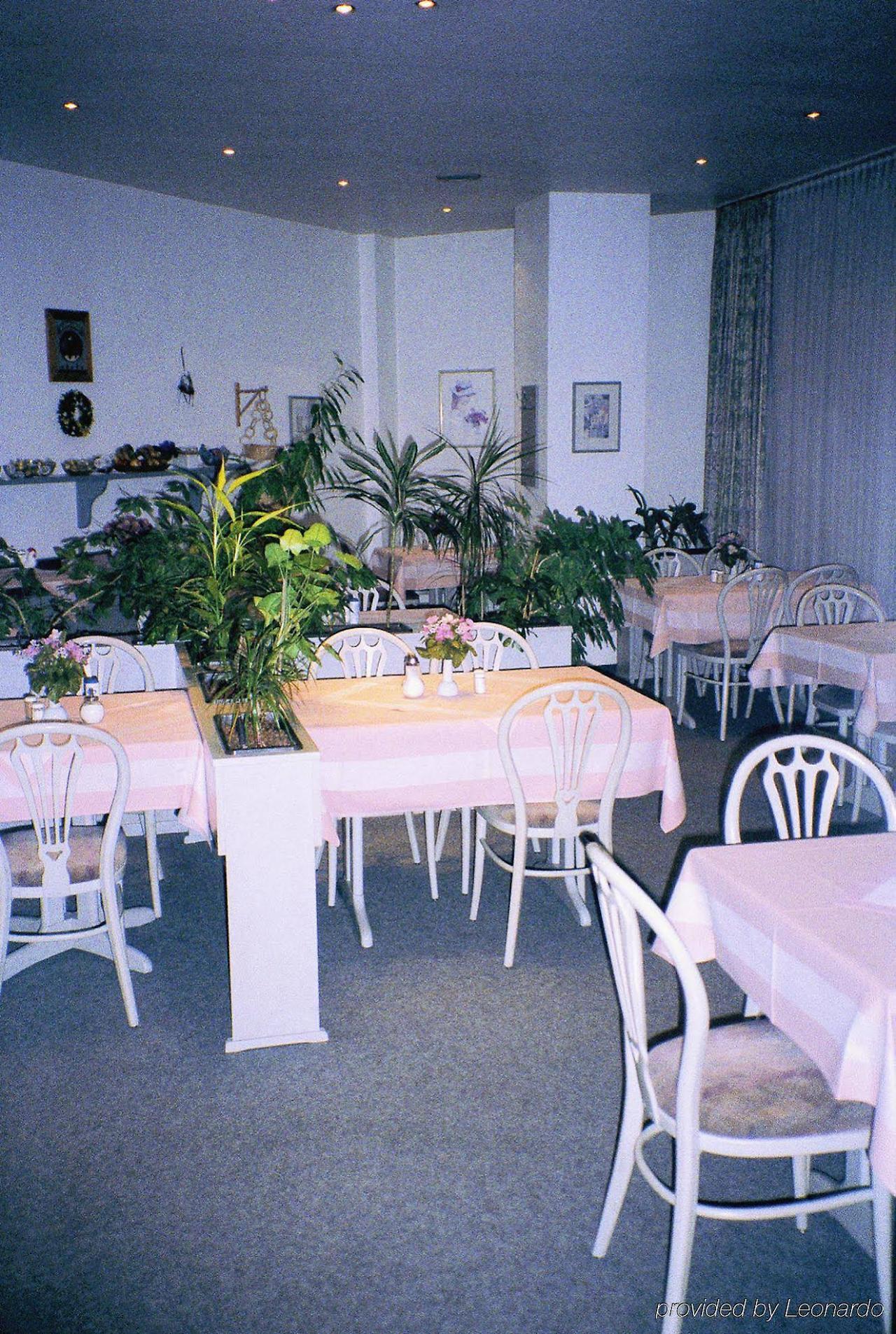 Residenz 3* Dusseldorf